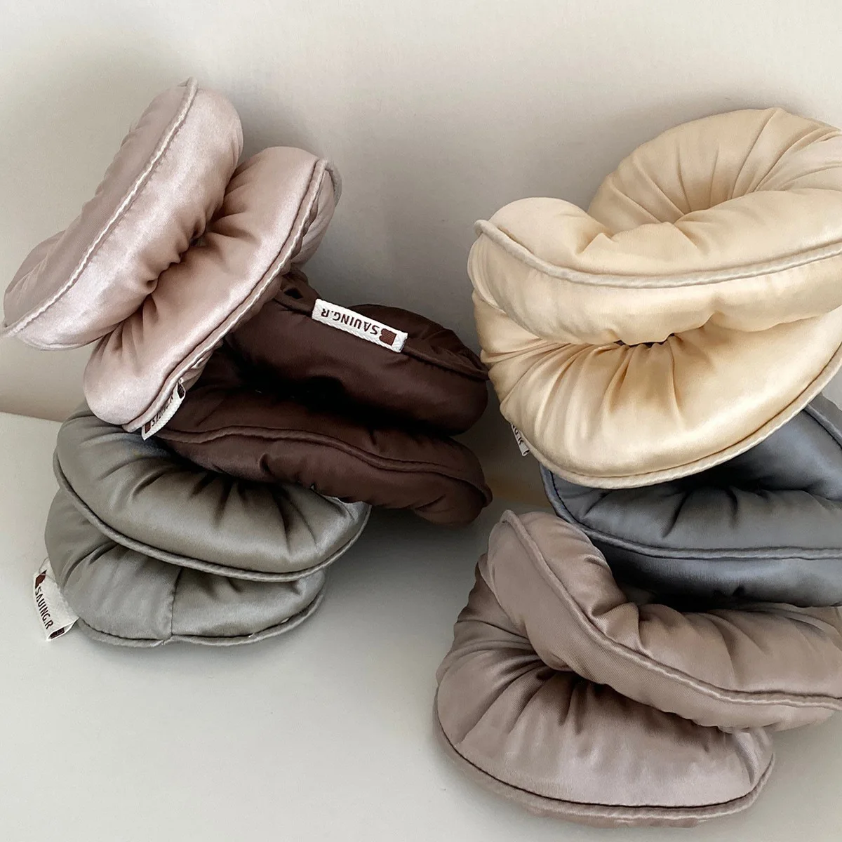 Sponge Sleep Elastic Ponytail  - Travel Accessories Holder incelemesi ve fiyatı