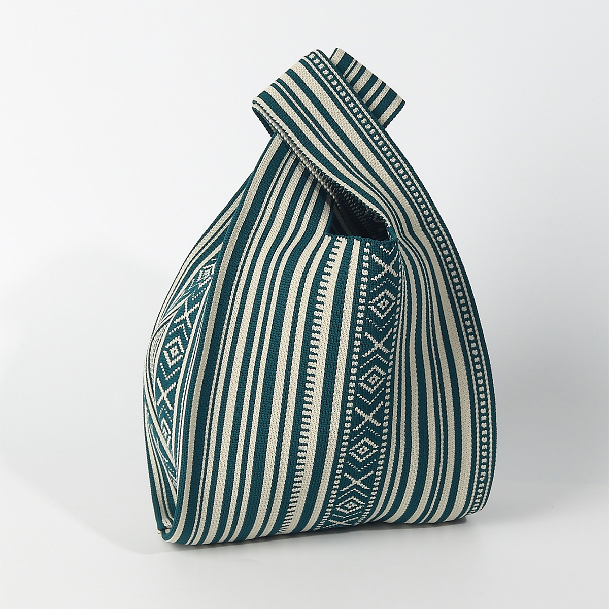 Line Pattern Knitted Crocheted - Travel Accessories Tech incelemesi ve fiyatı