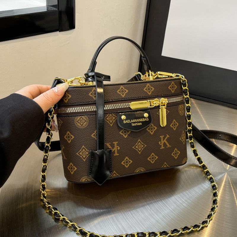Luxury Inspired Vintage Monogr - Travel Accessories Tech incelemesi ve fiyatı