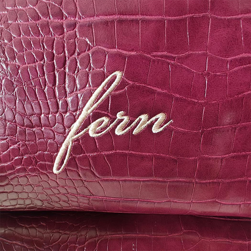 Embroidered Croc Makeup Bag Pe - Travel Accessories Present incelemesi ve fiyatı